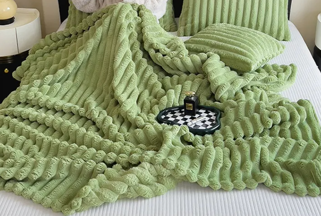 Luxe Velvet Bubble Blanket