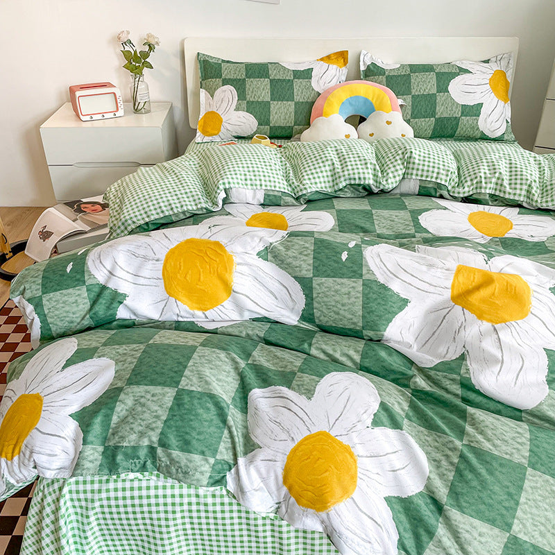 Green Darling Checkered Bed Set